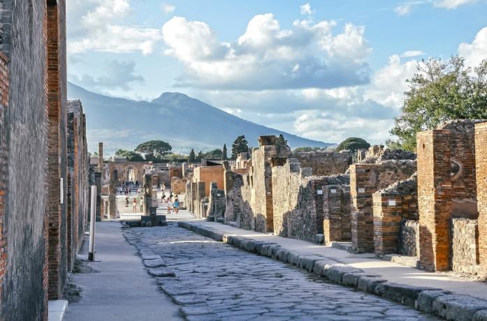 Discover Pompeii and Vesuvius on a full day trip from Pompeii